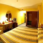 Hotel Donizetti Lallio